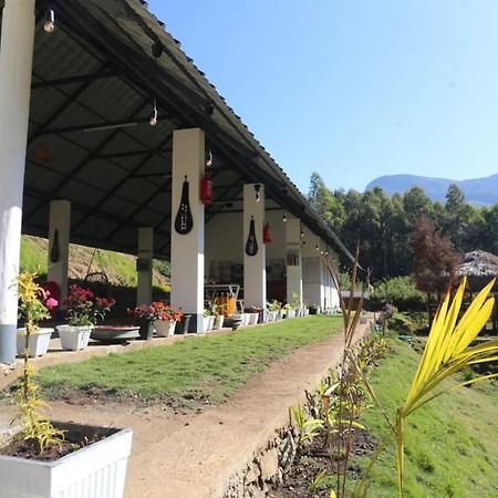 Happy Holidays Resort Kanthalloor Exterior photo