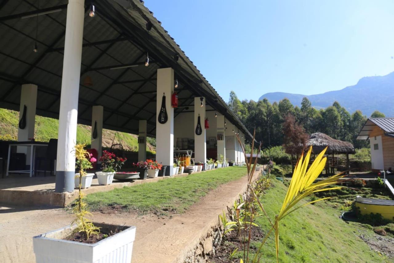 Happy Holidays Resort Kanthalloor Exterior photo